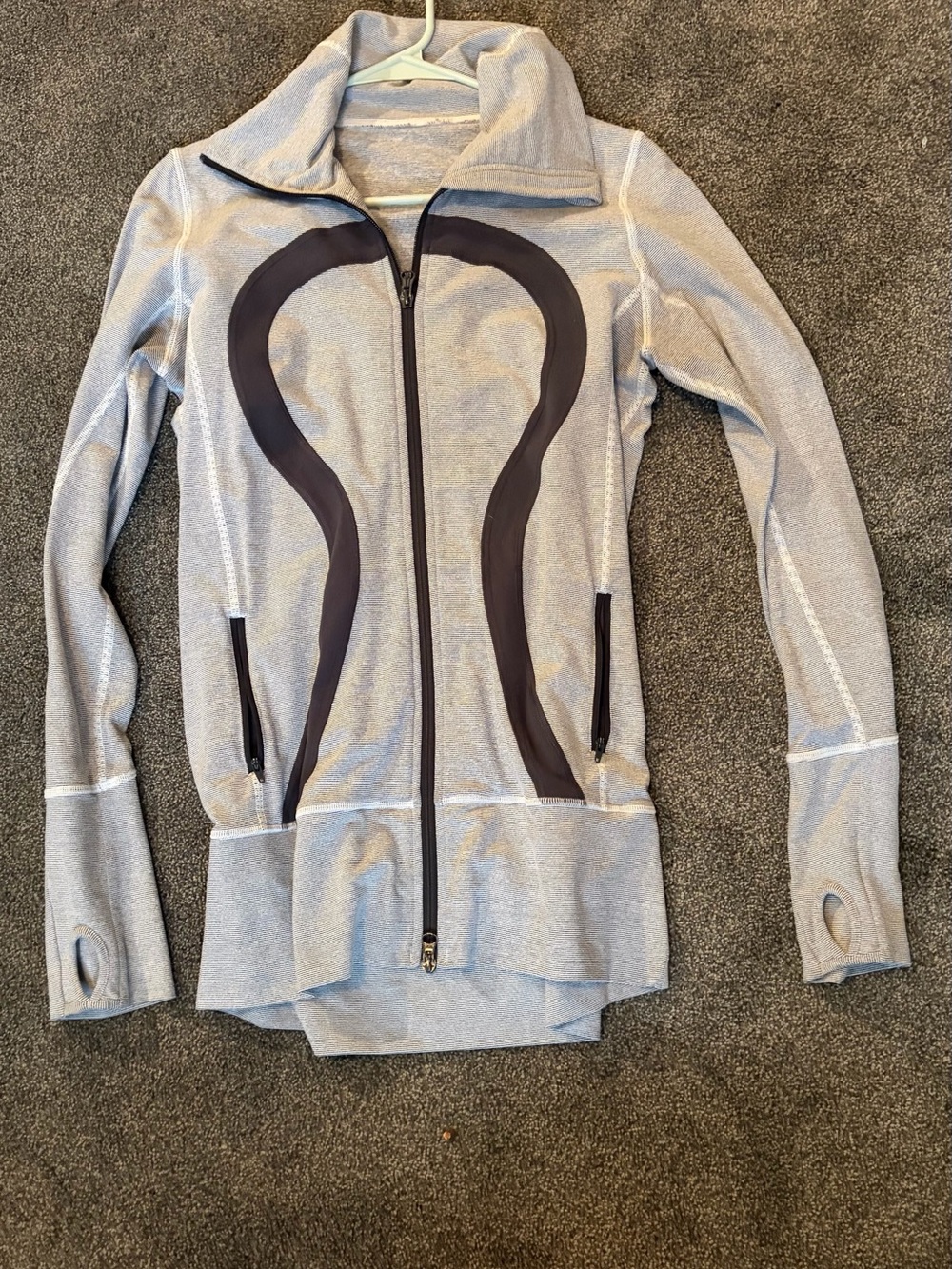 lululemon athletica Light Gray Full-Zip Jacket with Dark Gray Accents